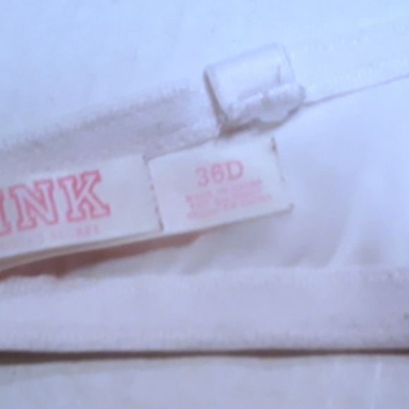 Victoria's secret semi demi bra - Picture 2 of 2